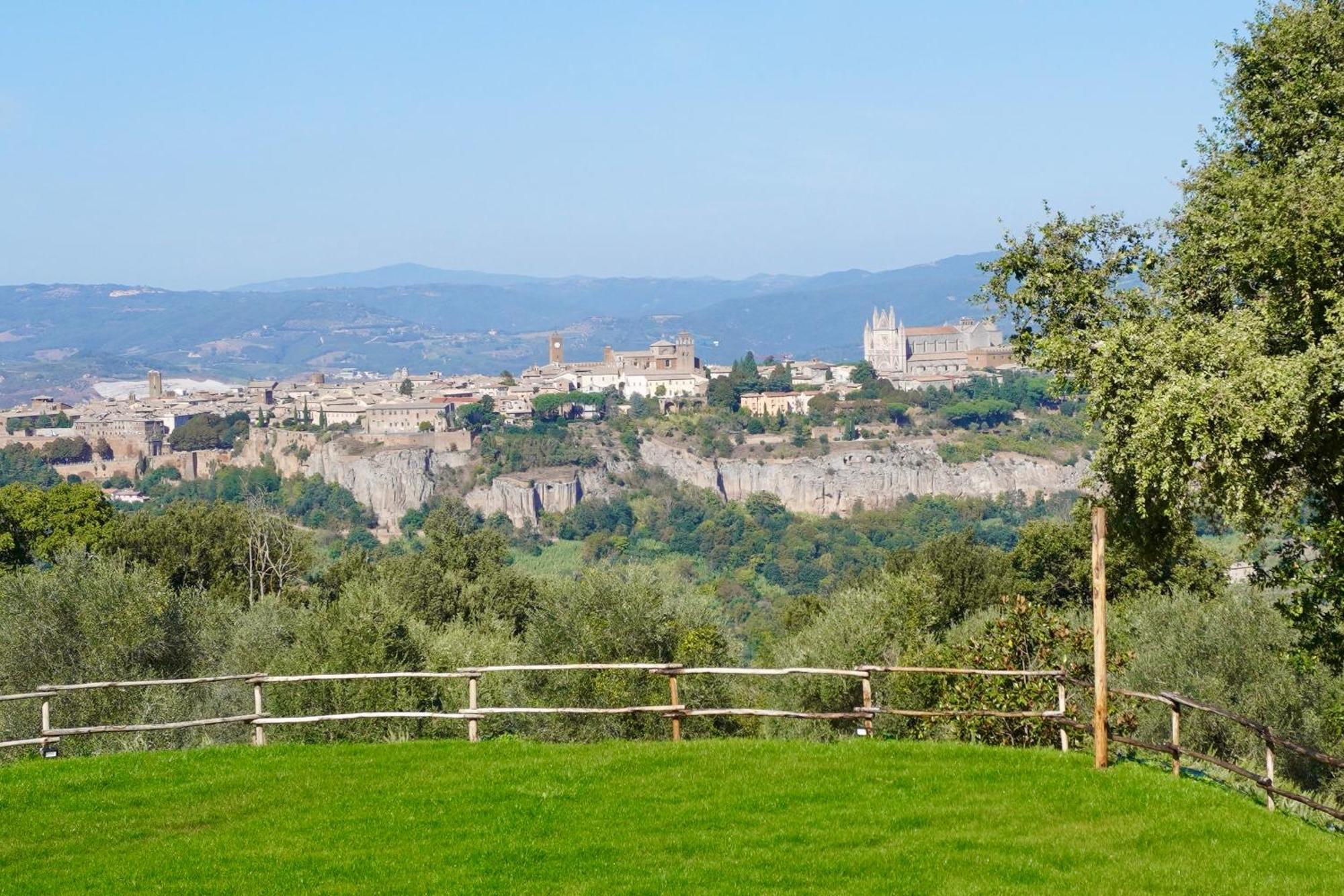 Pietra Campana Italian Villa Orvieto Exterior photo